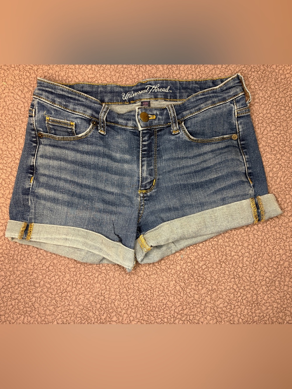 Universal Thread Faded Blue Rolled-Hem Denim Shorts